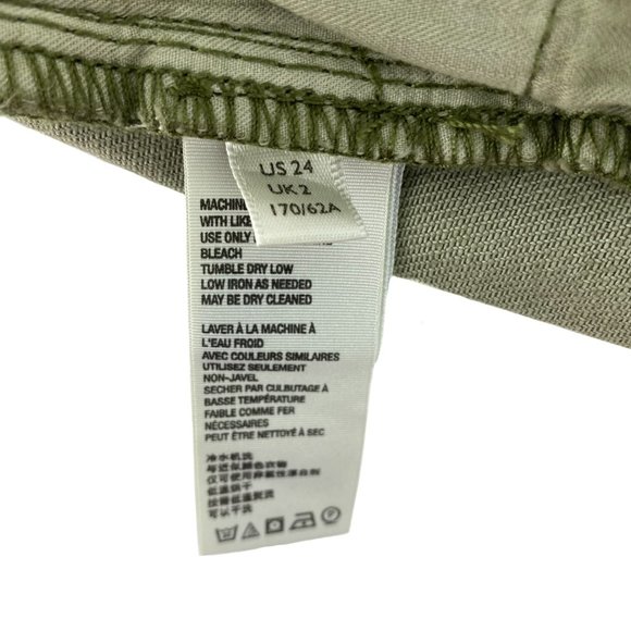 FREE PEOPLE We the Free Camo Combo Distressed Raw Hem Cutoffs Size 24 - Picture 14 of 16